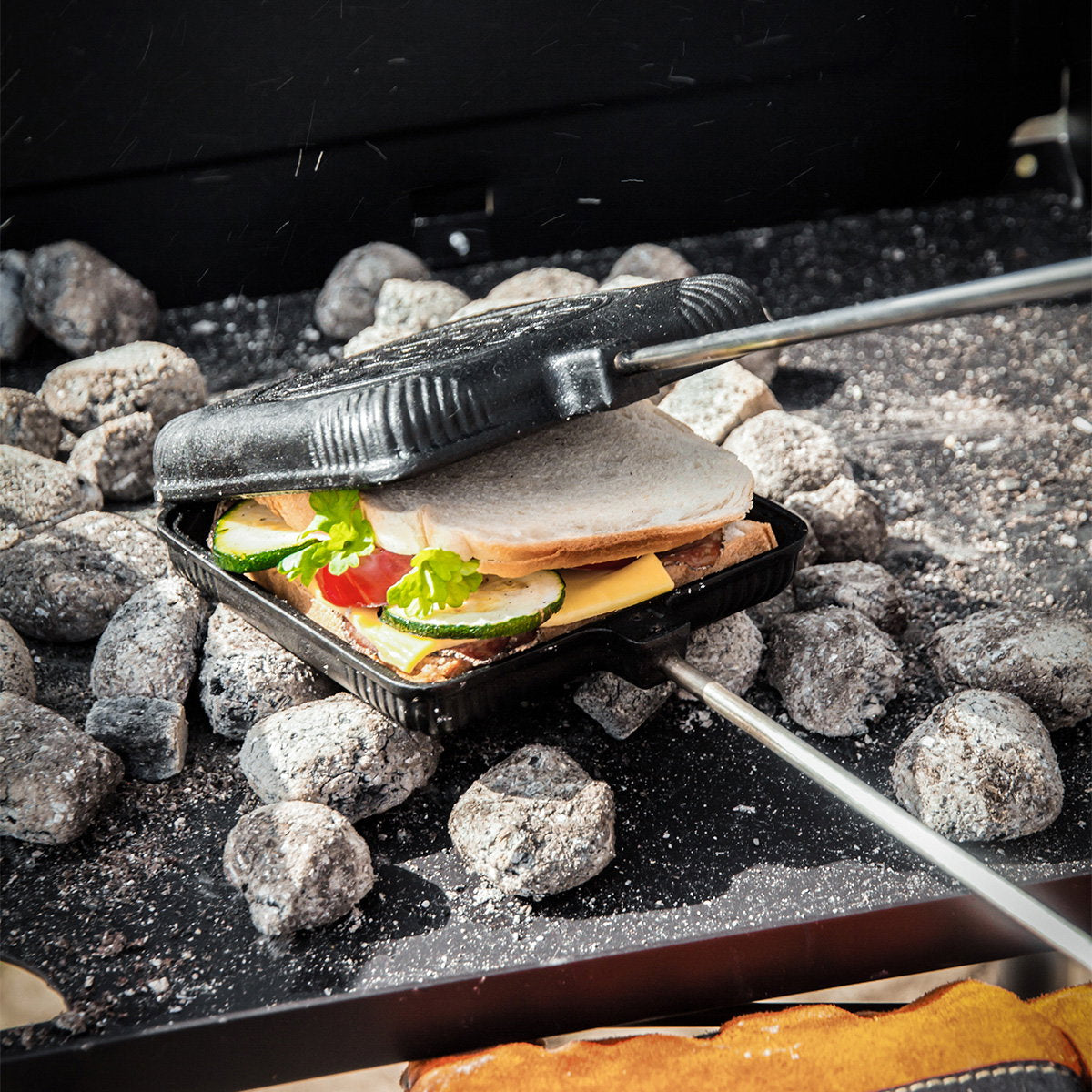 Petromax Sandwich Iron, 11 x 11 cm